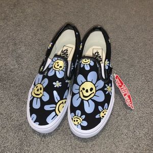 Smile blue and black daisy vans